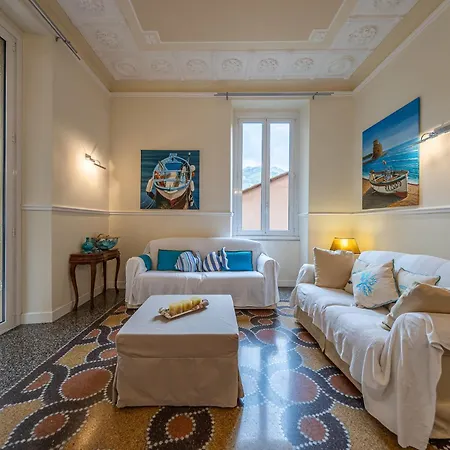 House A Due Passi Dal Mare Appartement