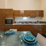 House A Due Passi Dal Mare Apartment